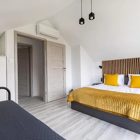 ロッジ Letniskowe Jastrzebia Park Jastrzębia Góra